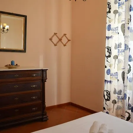 Molfino - Vicino Alla Stazione Apartman *